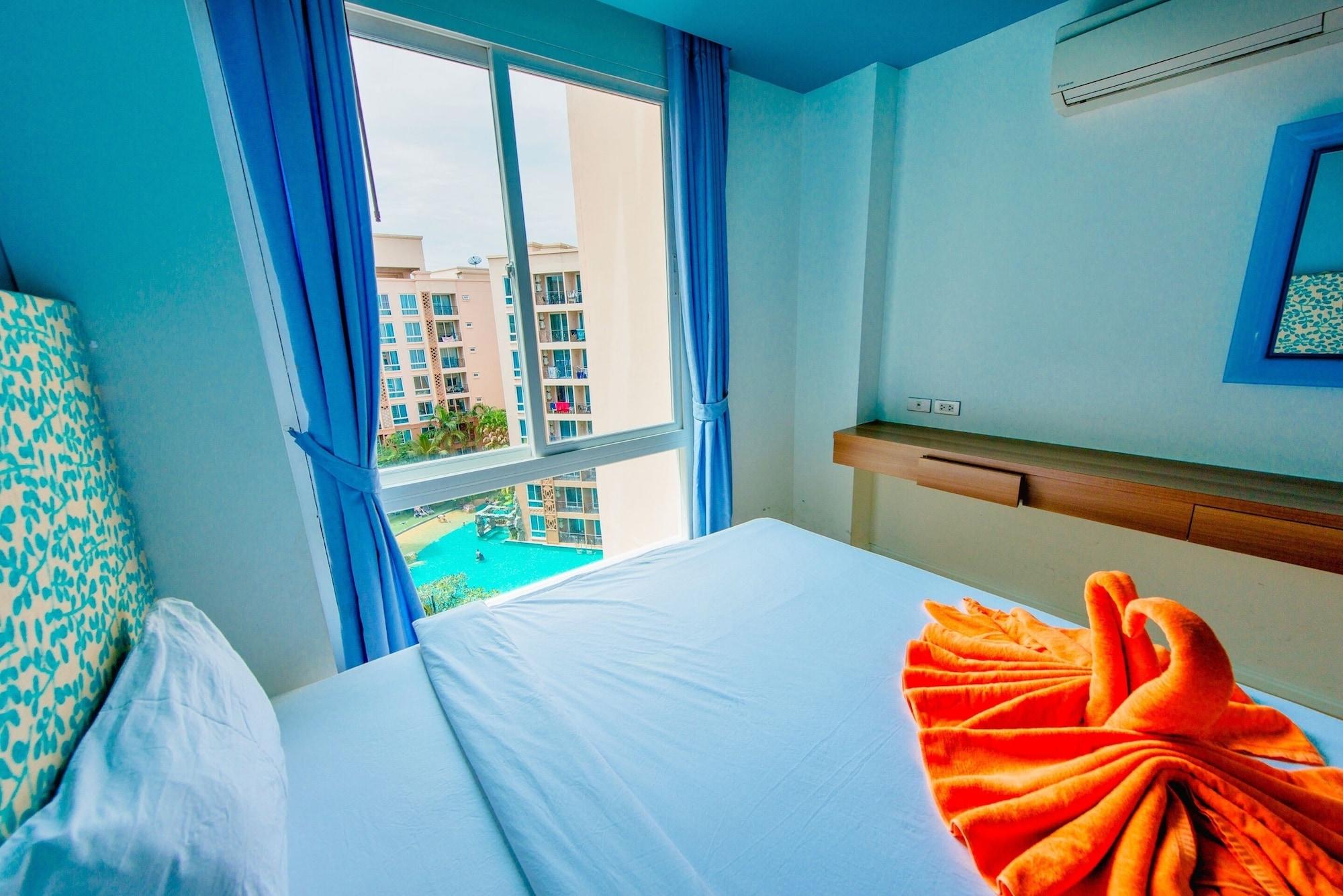 Atlantis Condo Resort Pantai Jomtien Luaran gambar