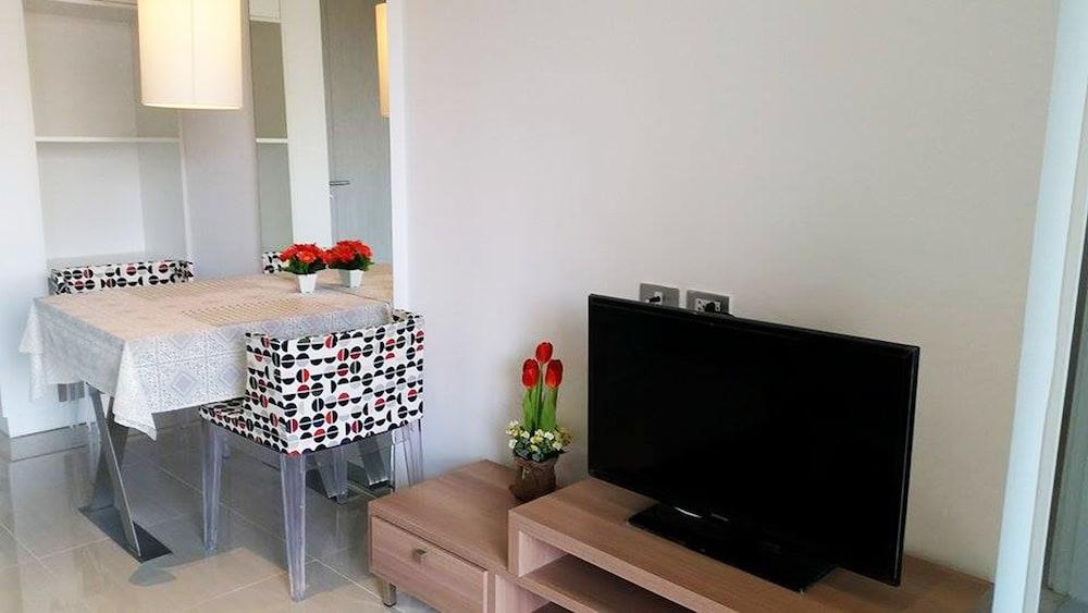 Atlantis Condo Resort Pantai Jomtien Luaran gambar