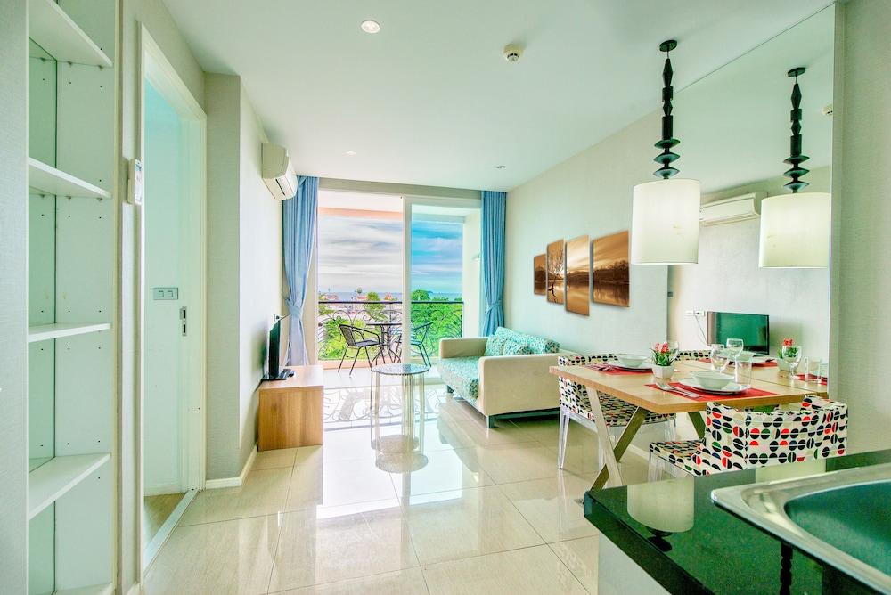 Atlantis Condo Resort Pantai Jomtien Luaran gambar