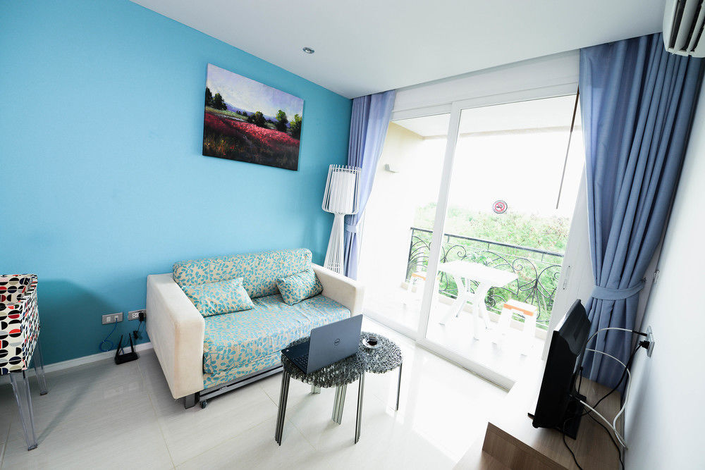 Atlantis Condo Resort Pantai Jomtien Luaran gambar